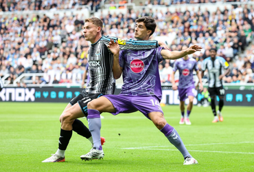 Newcastle United vs AFC Bournemouth  (18:30 – 05/09)